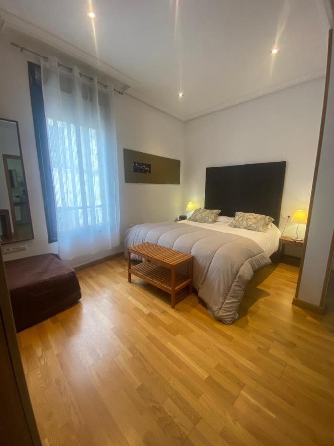 Apartamentos Caceres Exterior photo